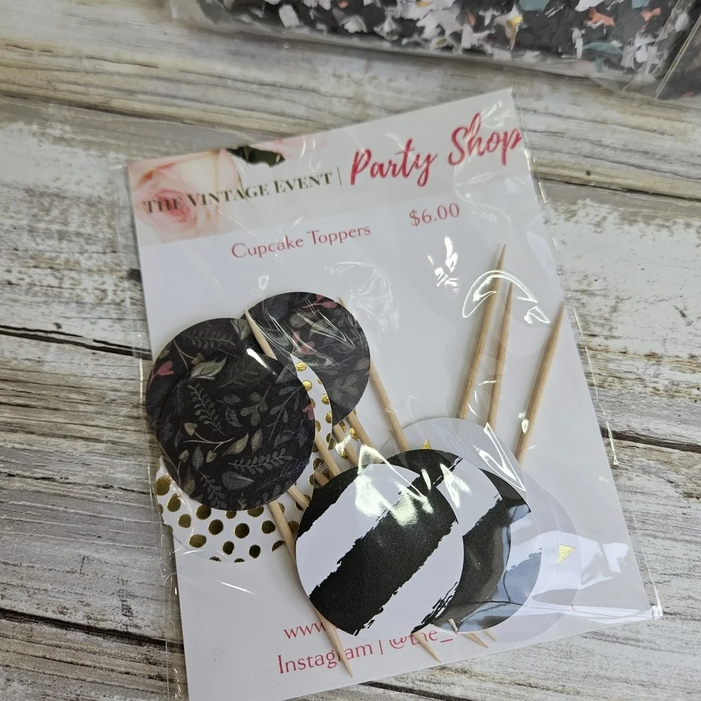 Elegant Gold Cake Toppers for Memorable Celebrations
